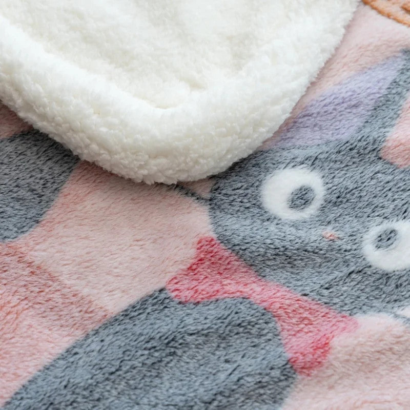 🐾 Plaid Fluffy Boulangerie de Jiji – Kiki la Petite Sorcière